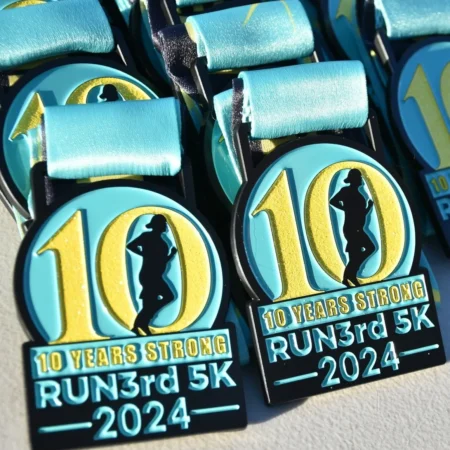 Black Dye Medal with Feedthrough Ribbon for the Run 3rd Alliance 5K